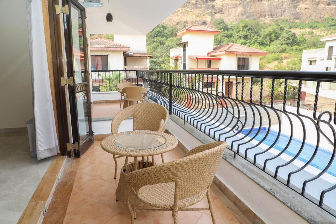 Aqua Villa Luxury Home Stay 로나발라 외부 사진