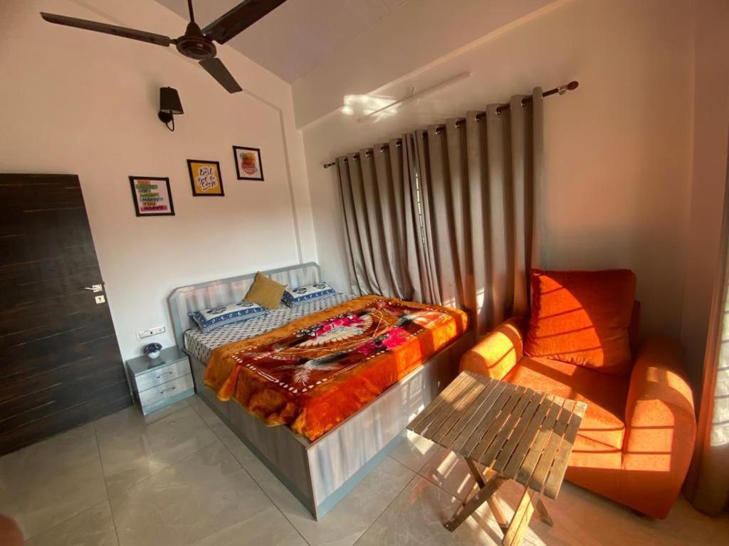 Aqua Villa Luxury Home Stay 로나발라 외부 사진