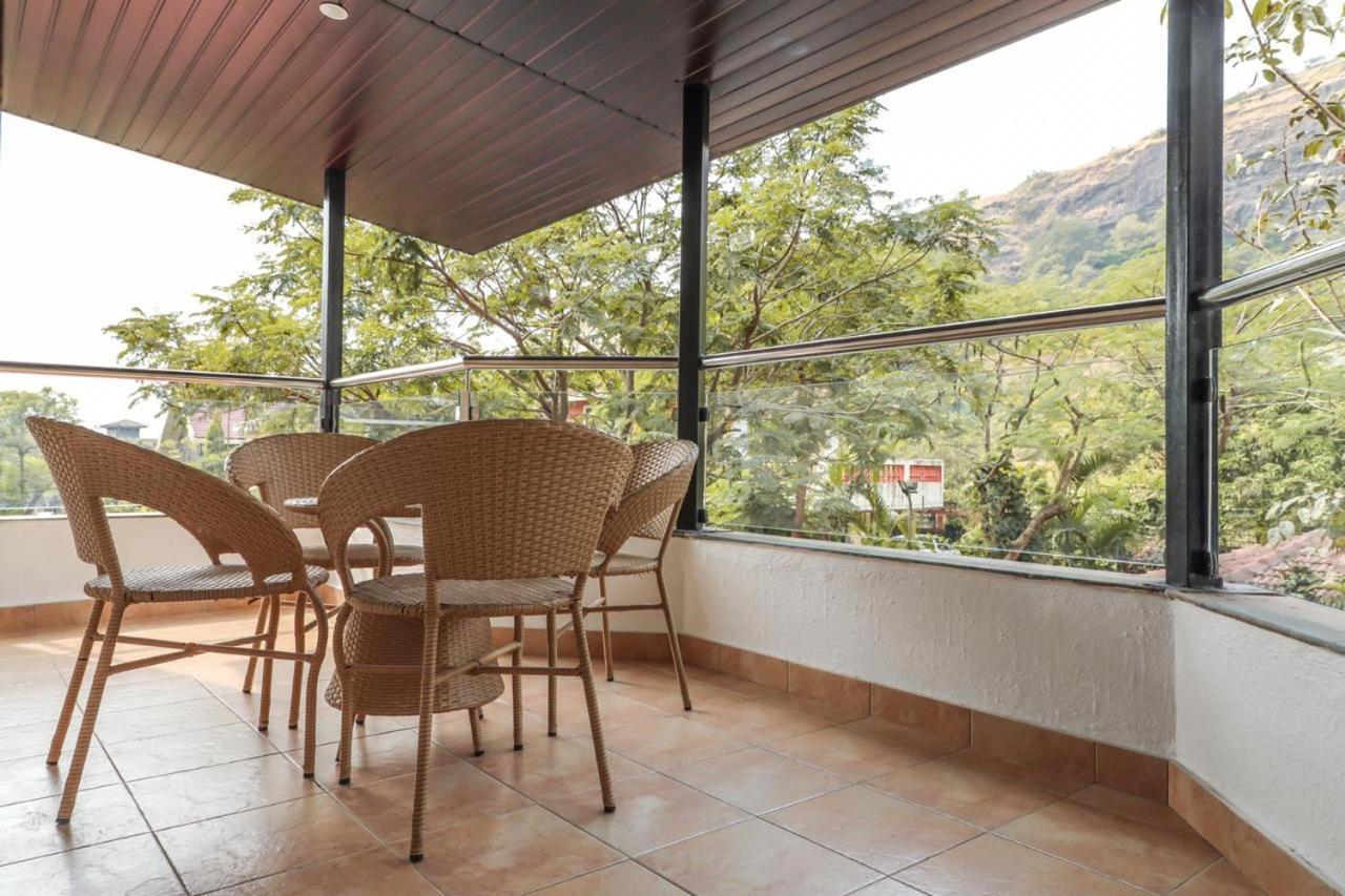 Aqua Villa Luxury Home Stay 로나발라 외부 사진